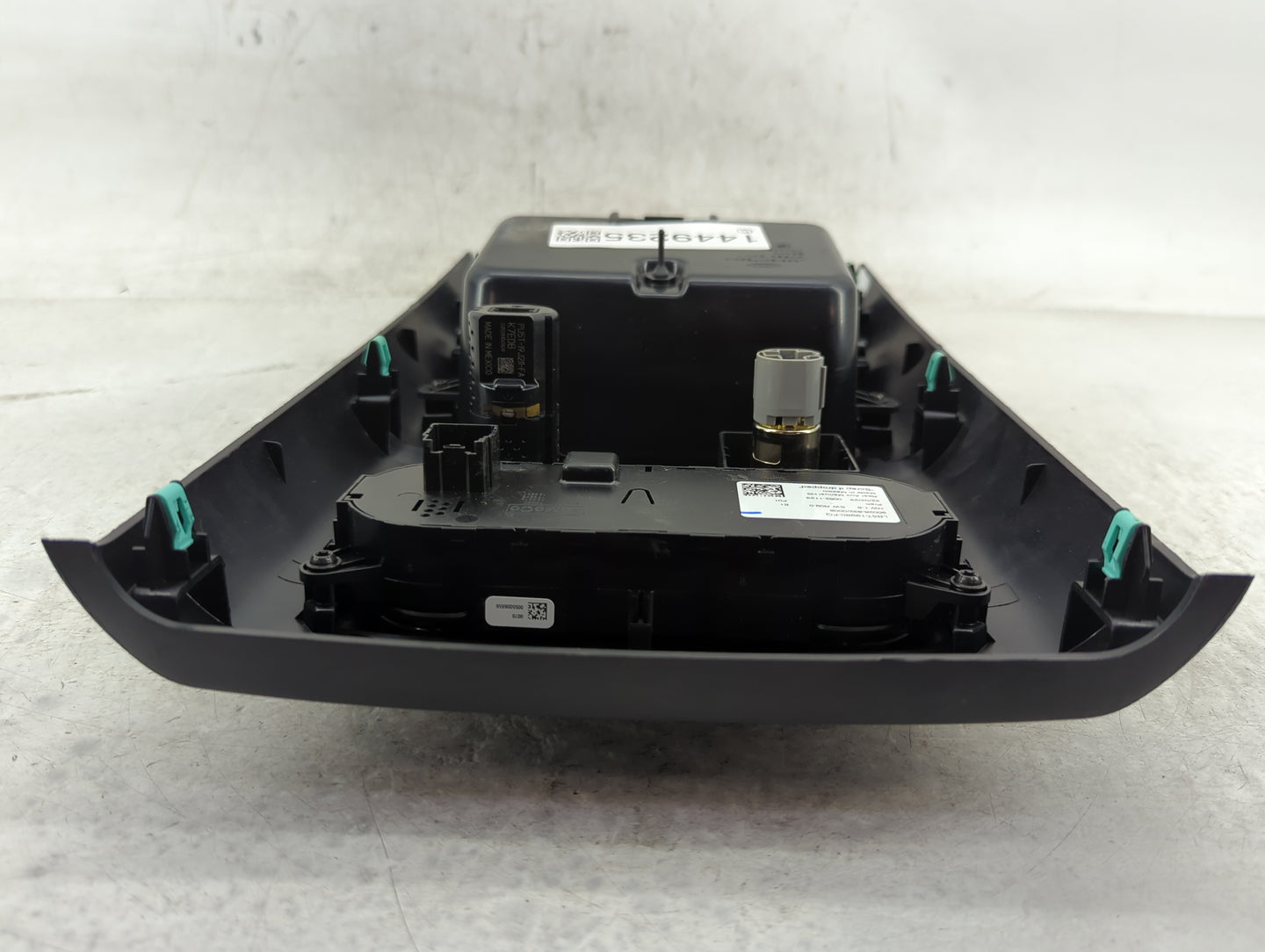 2023 Ford Explorer Climate Control Module Temperature AC/Heater Replacement Fits OEM Used Auto Parts - Oemusedautoparts1.com
