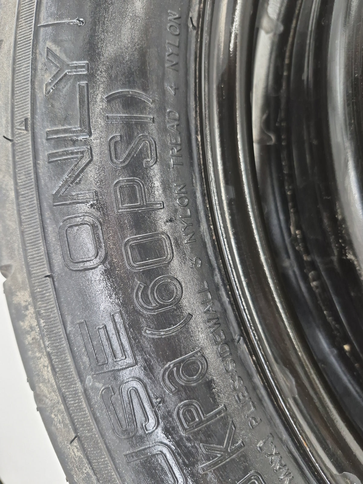 Ford Explorer Spare Donut Tire Wheel Rim Oem 1461761 - Oemusedautoparts1.com