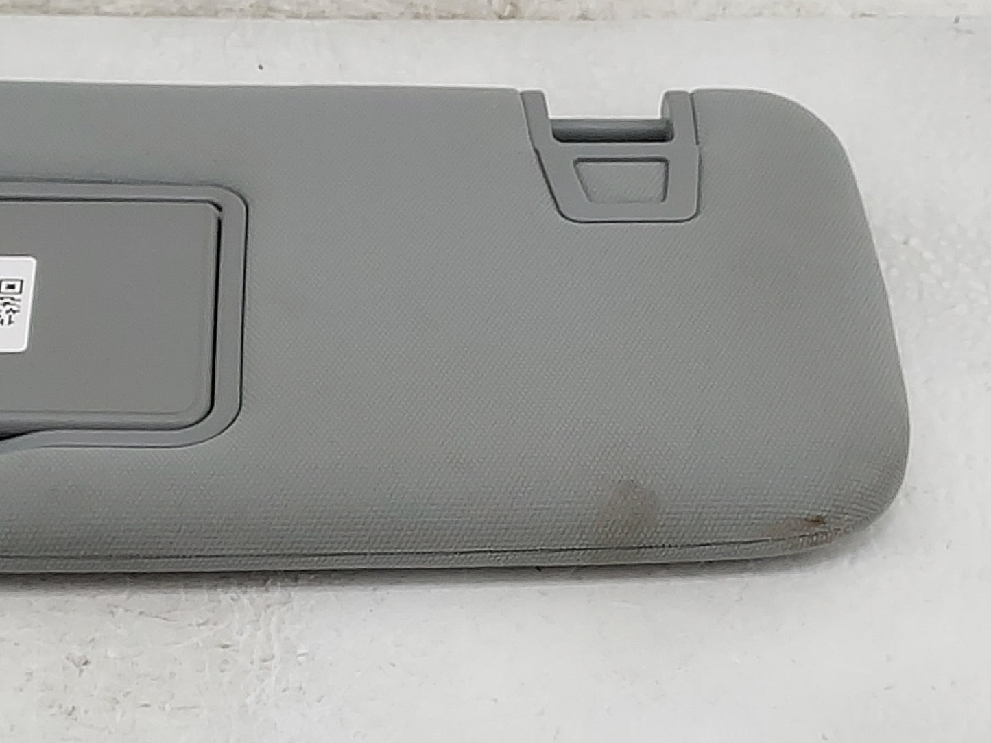 2023 Ford Explorer Sun Visor Shade Replacement Driver Left Mirror Fits OEM Used Auto Parts - Oemusedautoparts1.com