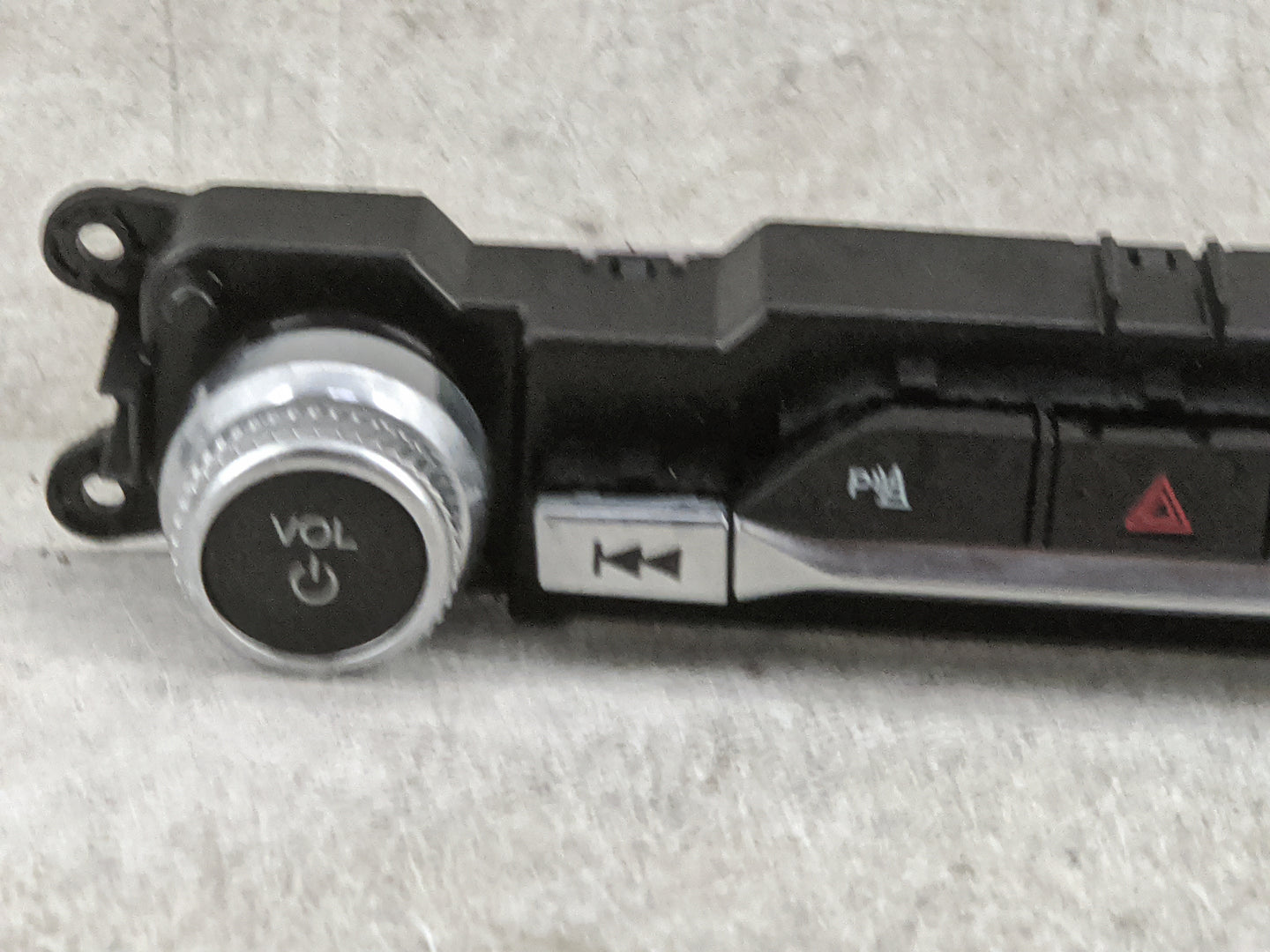 2023 Ford Explorer Radio Control Panel 1476374 - Oemusedautoparts1.com