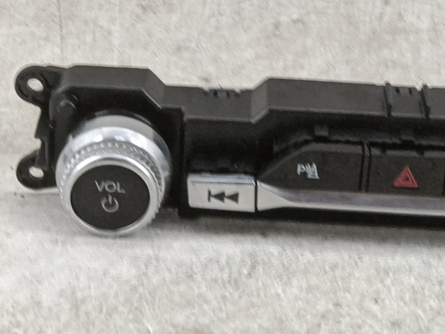 2023 Ford Explorer Radio Control Panel 1476374 - Oemusedautoparts1.com
