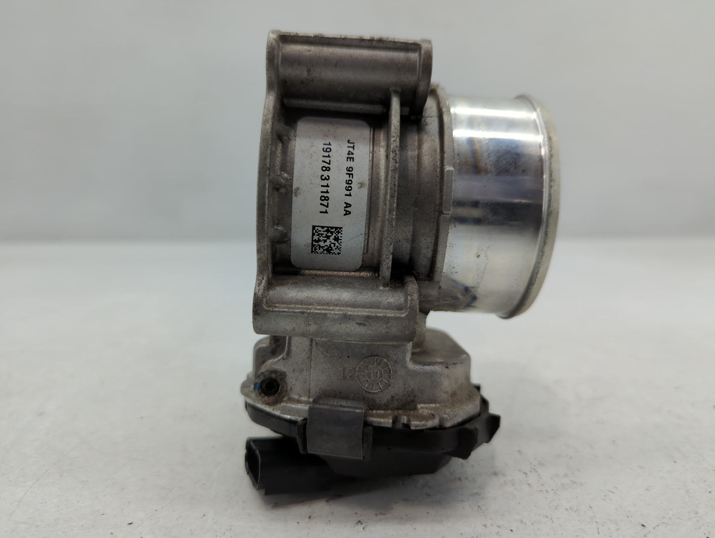 2020-2022 Ford Explorer Throttle Body P/N:F1928C-0118 JT4E 9F991 AA Fits Fits 2018 2019 2020 2021 2022 OEM Used Auto Parts -