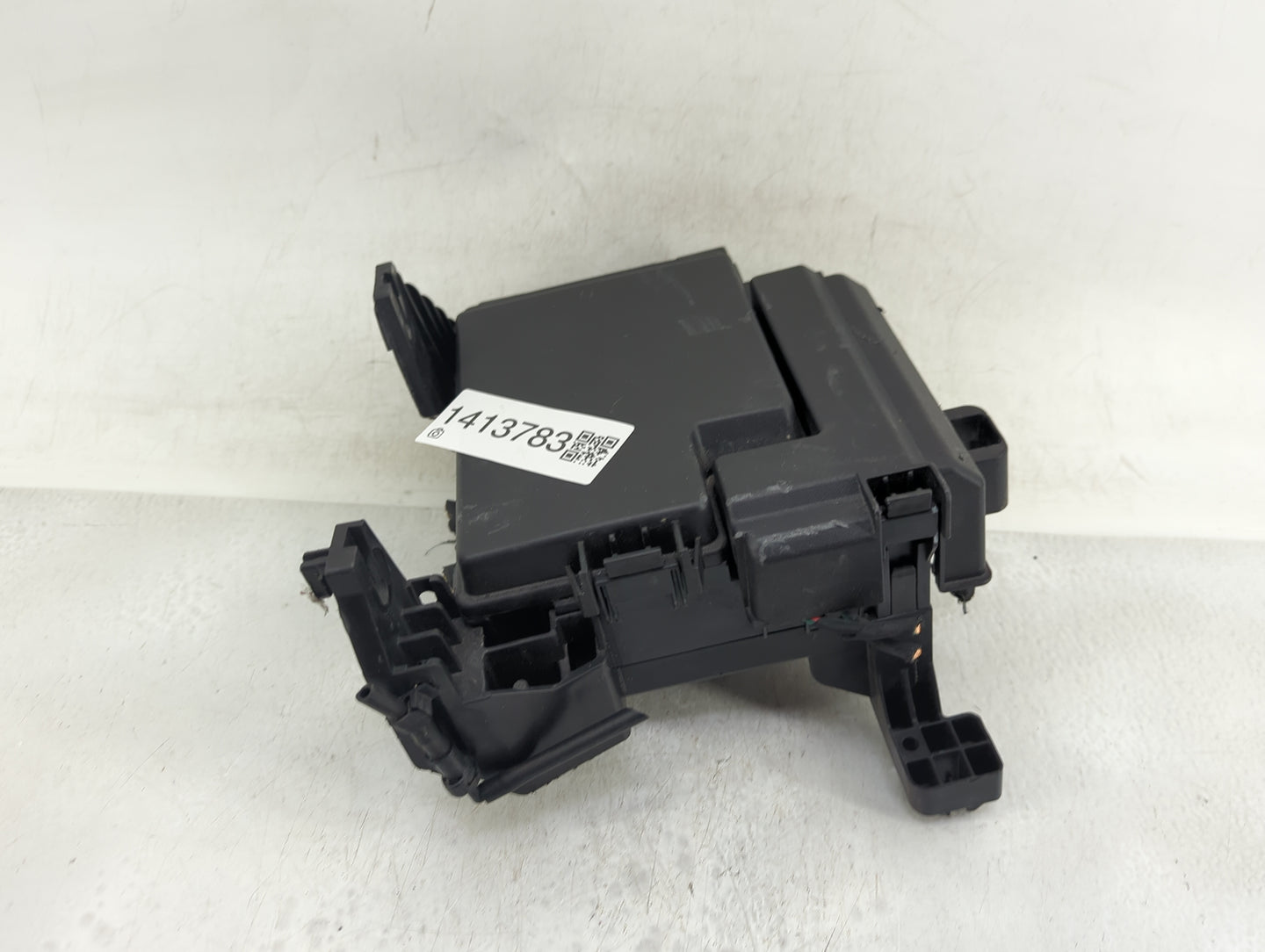 2021-2022 Ford F-150 Fusebox Fuse Box Panel Relay Module P/N:ML3T-14D068-PF Fits Fits 2021 2022 OEM Used Auto Parts - Oemuse