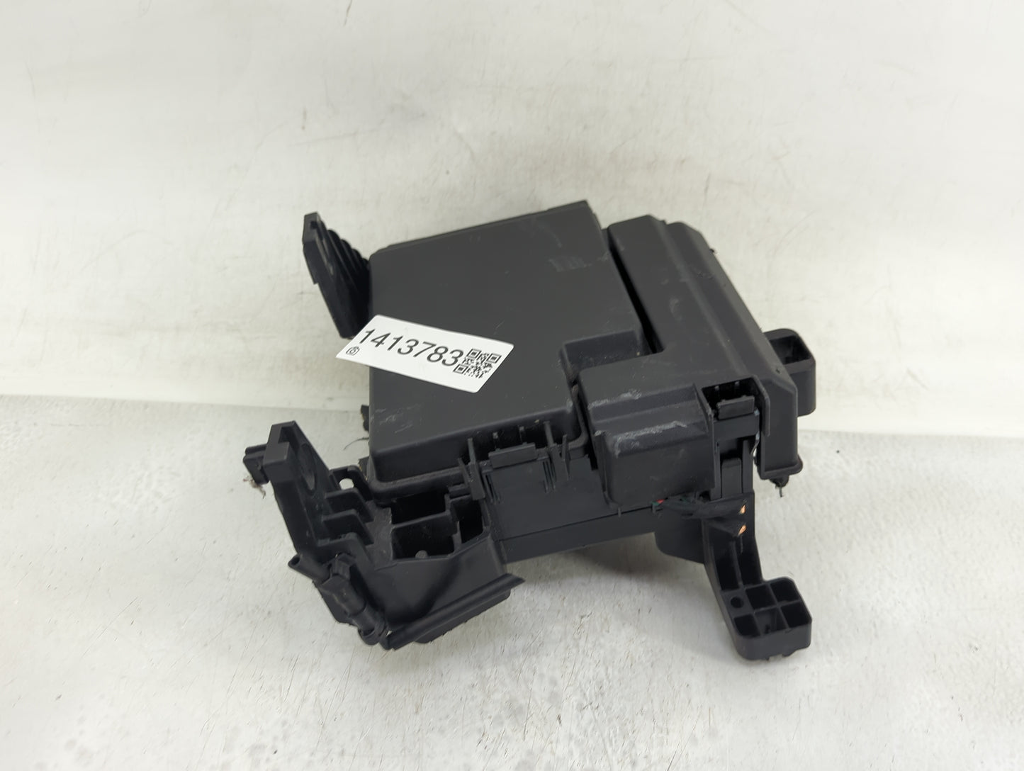 2021-2022 Ford F-150 Fusebox Fuse Box Panel Relay Module P/N:ML3T-14D068-PF Fits Fits 2021 2022 OEM Used Auto Parts - Oemuse