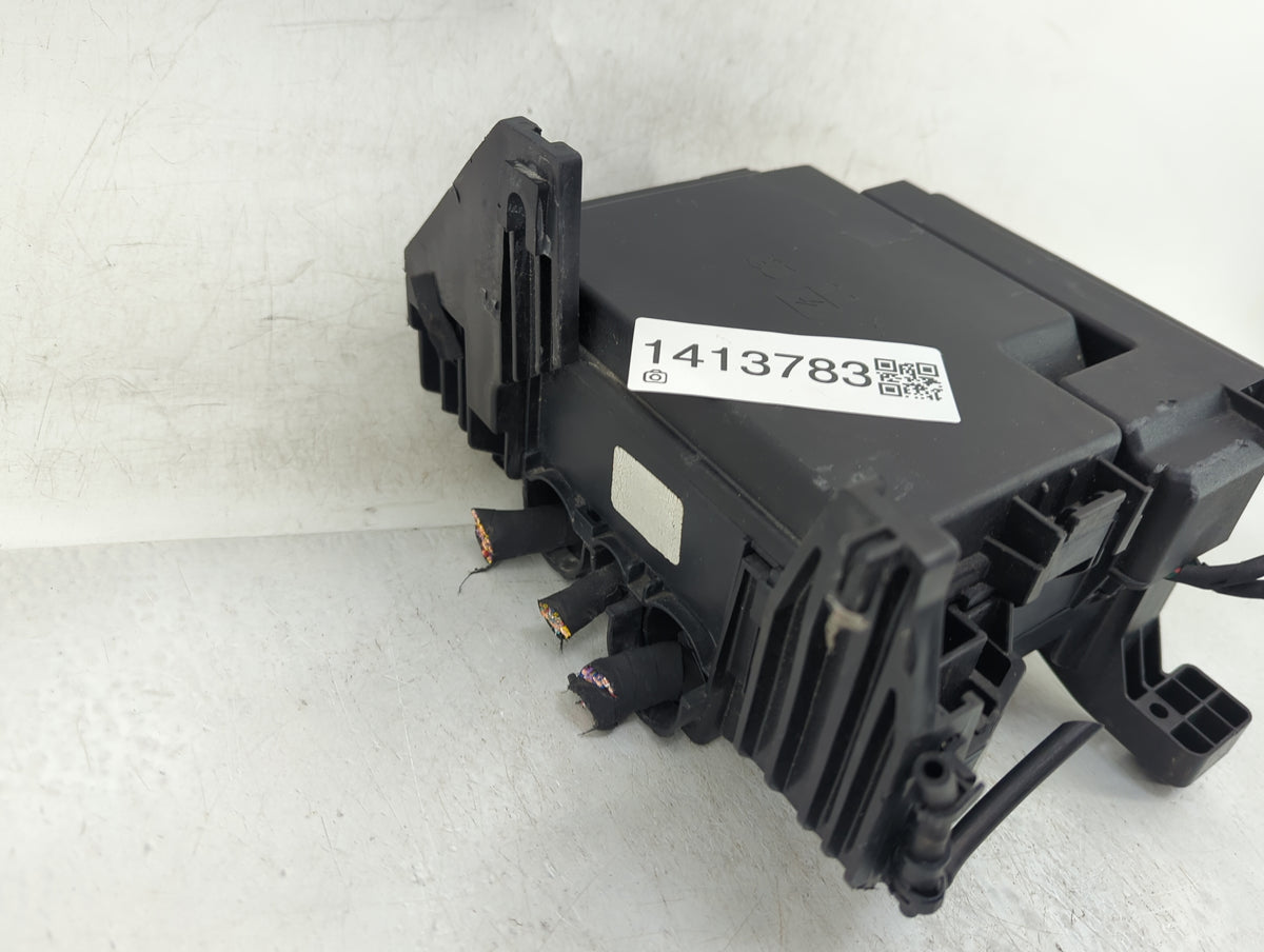 2021-2022 Ford F-150 Fusebox Fuse Box Panel Relay Module P/N:ML3T-14D068-PF Fits Fits 2021 2022 OEM Used Auto Parts - Oemuse
