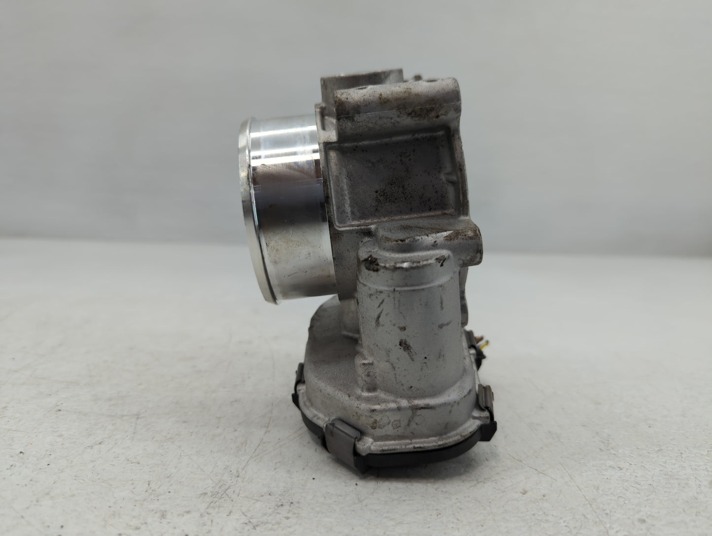 2017-2022 Ford F-150 Throttle Body P/N:32191353 Fits Fits 2017 2018 2019 2020 2021 2022 OEM Used Auto Parts - Oemusedautopar