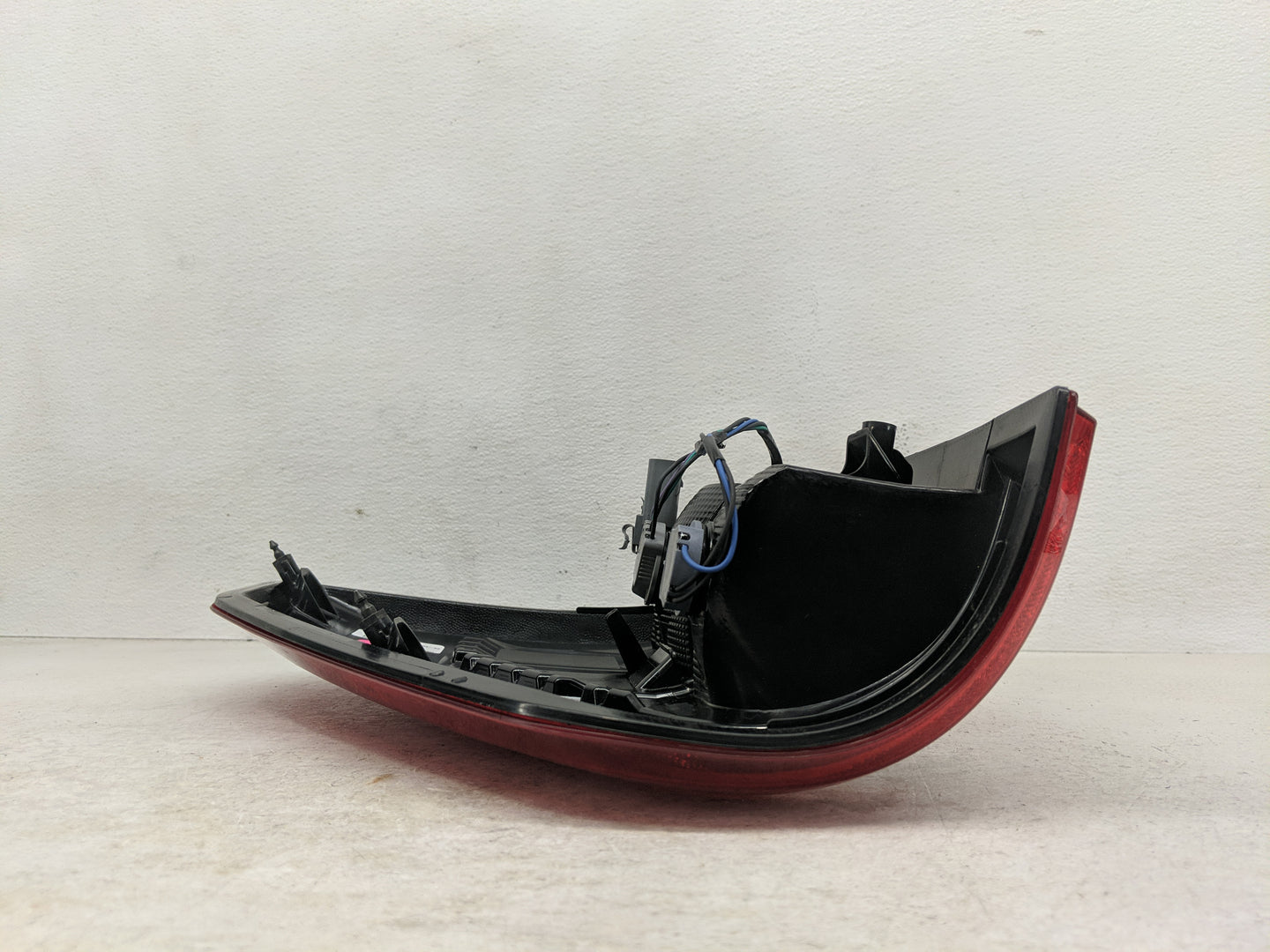 2023 Ford F150 Tail Light Assembly Passenger Right OEM P/N:ML34-13B504-AE ML3413B504AE Fits OEM Used Auto Parts - Oemusedaut