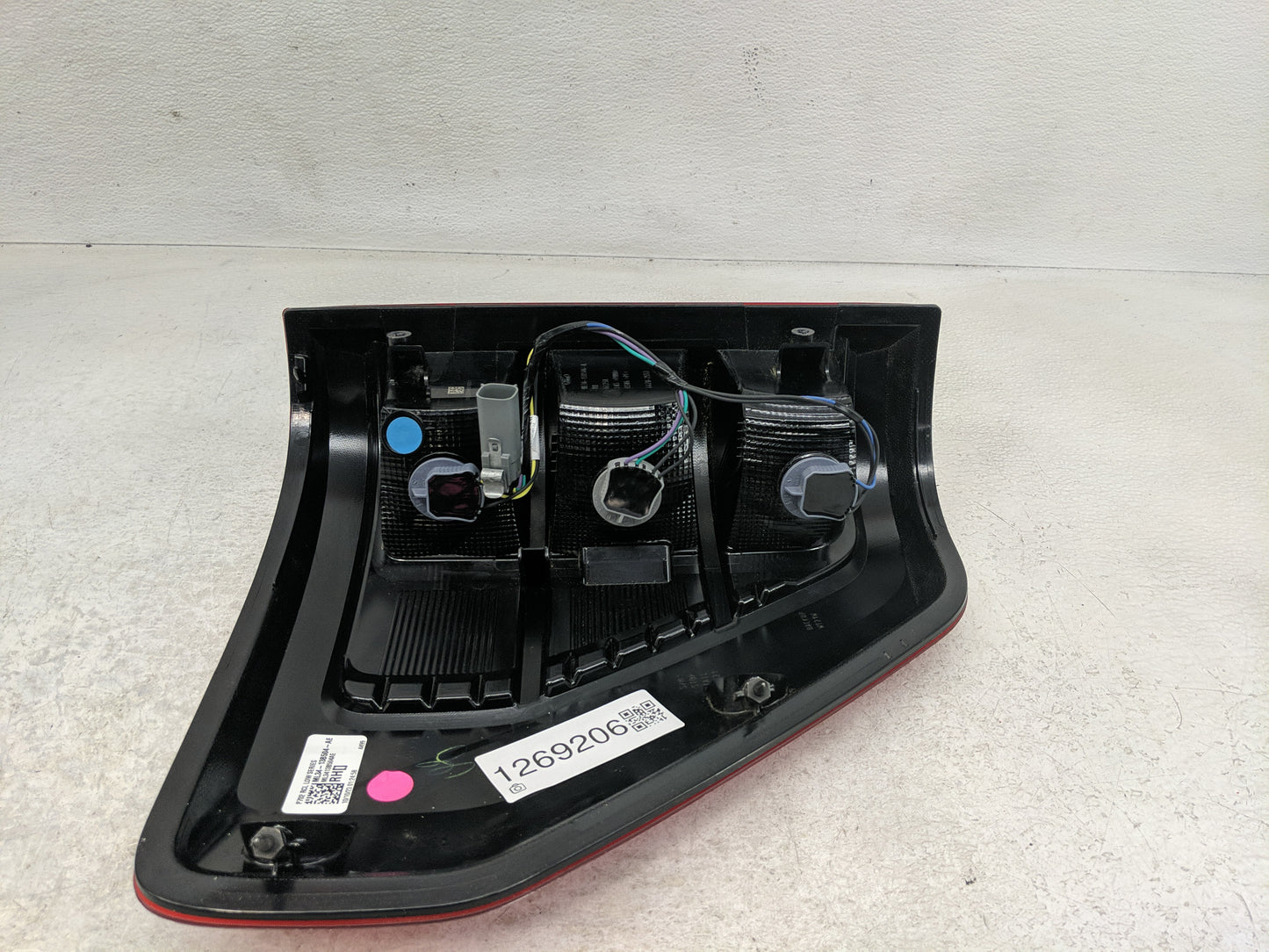 2023 Ford F150 Tail Light Assembly Passenger Right OEM P/N:ML34-13B504-AE ML3413B504AE Fits OEM Used Auto Parts - Oemusedaut