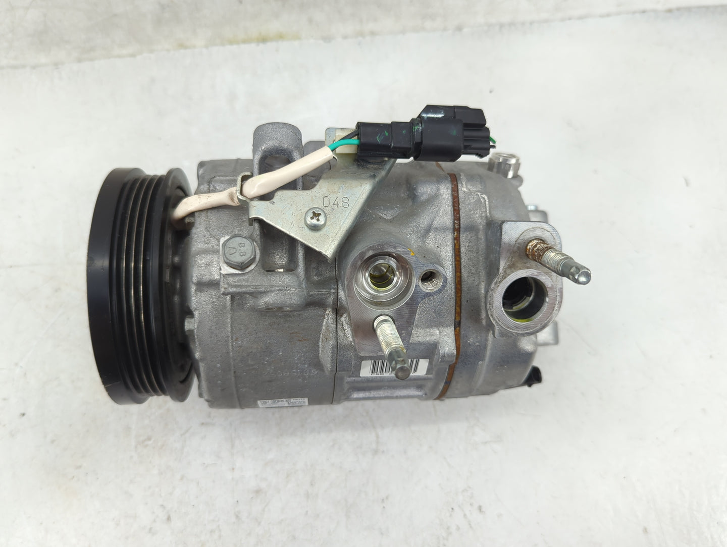 Ford Maverick Air Conditioning A/c Ac Compressor Oem - Oemusedautoparts1.com
