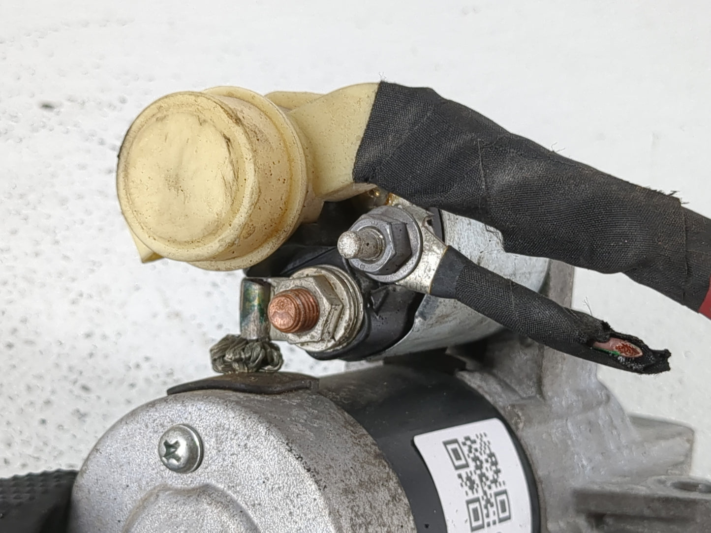 2018-2022 Ford Mustang Car Starter Motor Solenoid OEM P/N:JR3T-11000-BA Fits Fits 2018 2019 2020 2021 2022 OEM Used Auto Par