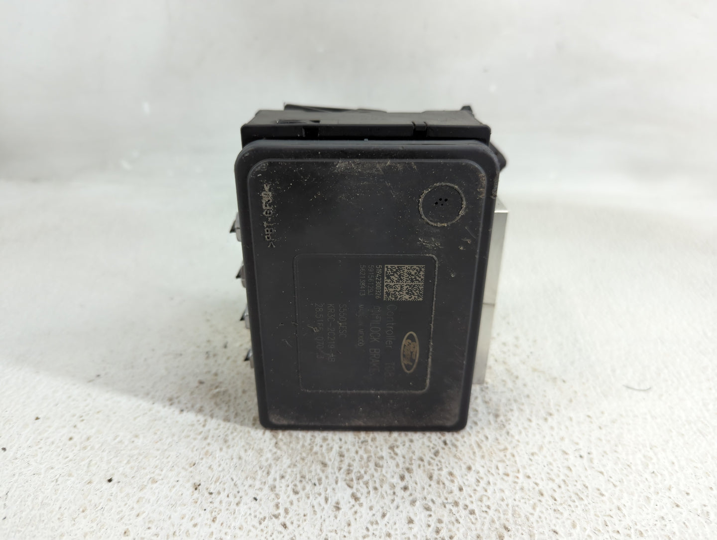 2019-2022 Ford Mustang ABS Pump Control Module Replacement P/N:KR3C-2B373-AB 28.5172-1703.3 Fits Fits 2019 2020 2021 2022 OE