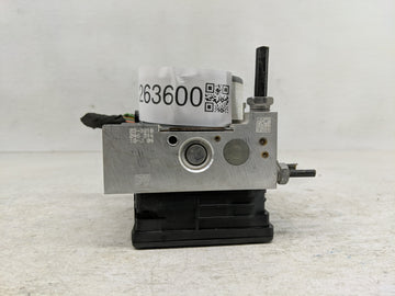 2019-2022 Ford Mustang ABS Pump Control Module Replacement P/N:KR3C-2B373-AB 28.5172-1703.3 Fits Fits 2019 2020 2021 2022 OEM Used Auto Parts