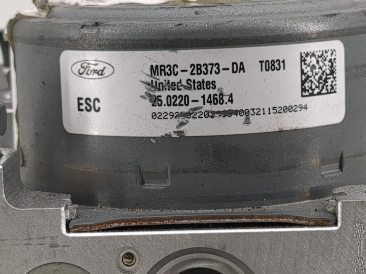 2019-2022 Ford Mustang ABS Pump Control Module Replacement P/N:MR3C-2B373-DA KR3C-2B373-AB Fits Fits 2019 2020 2021 2022 OEM
