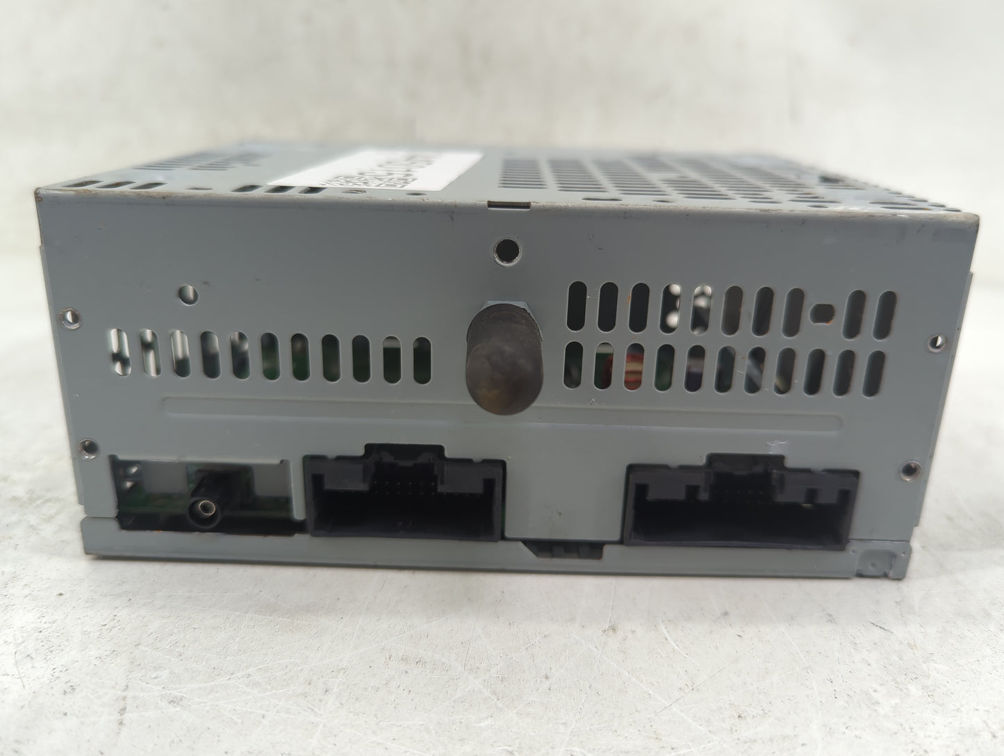 2017-2022 Ford Mustang Radio AM FM Cd Player Receiver Replacement P/N:LR3T-18D832-DG RU-9770S-C Fits OEM Used Auto Parts - O
