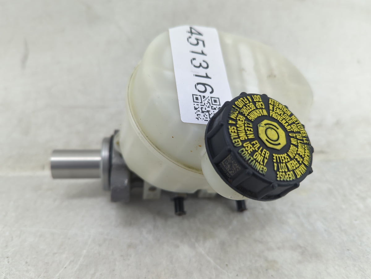 2015-2022 Ford Mustang Brake Master Cylinder 1451316 - Oemusedautoparts1.com