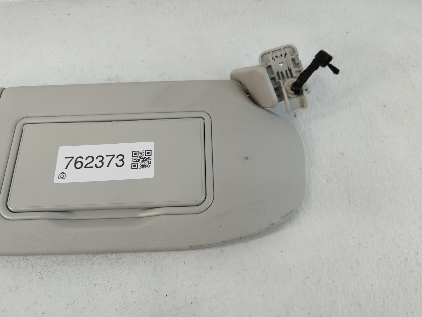 2021 Ford Mustang Sun Visor Shade Replacement Passenger Right Mirror Fits OEM Used Auto Parts - Oemusedautoparts1.com