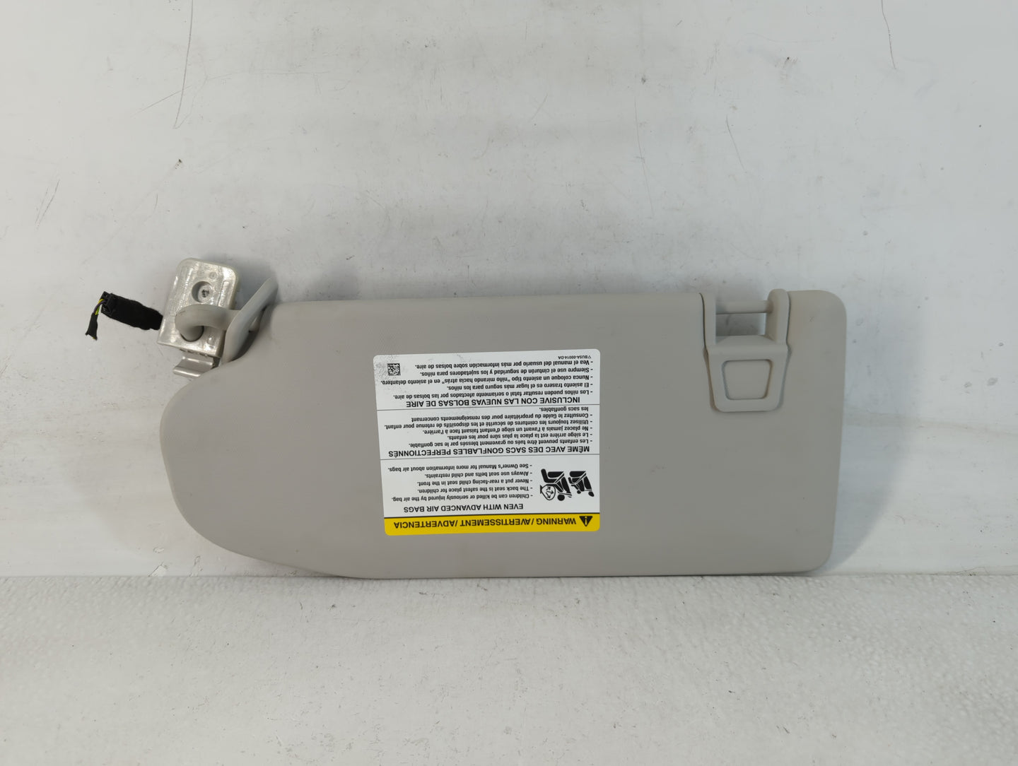 2021 Ford Mustang Sun Visor Shade Replacement Passenger Right Mirror Fits OEM Used Auto Parts - Oemusedautoparts1.com