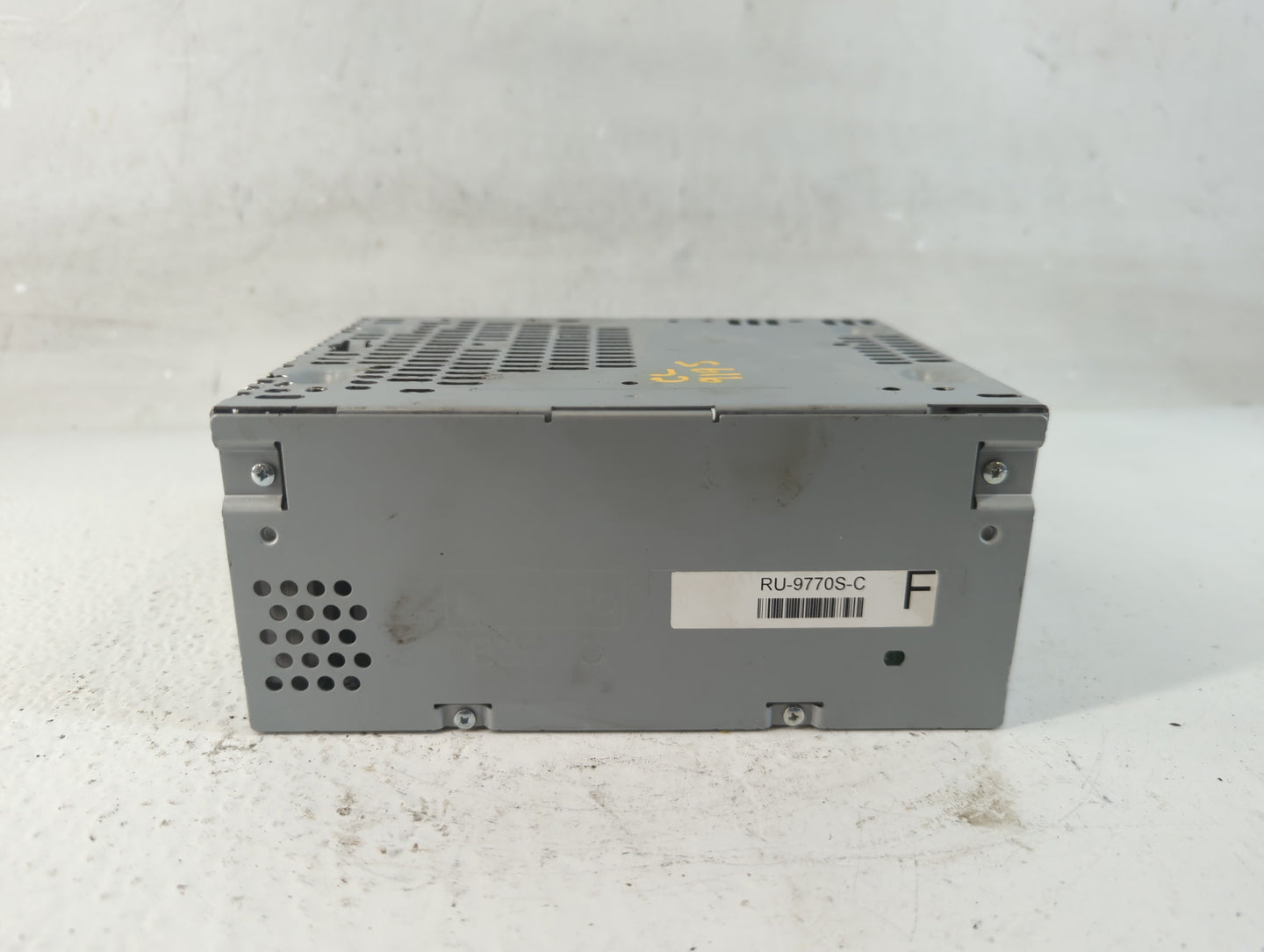 2023 Ford Mustang Radio AM FM Cd Player Receiver Replacement P/N:LR3T-18D832-DG Fits OEM Used Auto Parts - Oemusedautoparts1