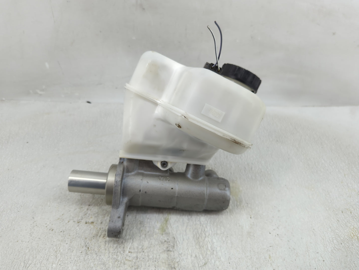 2019-2022 Ford Ranger Brake Master Cylinder 1276279 - Oemusedautoparts1.com