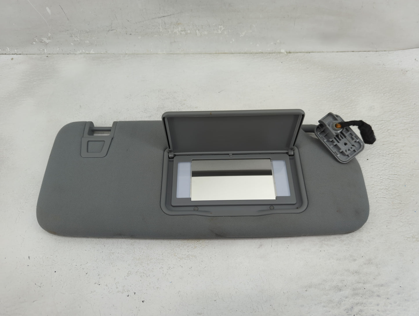 2023 Ford Ranger Sun Visor Shade Replacement Passenger Right Mirror Fits OEM Used Auto Parts - Oemusedautoparts1.com