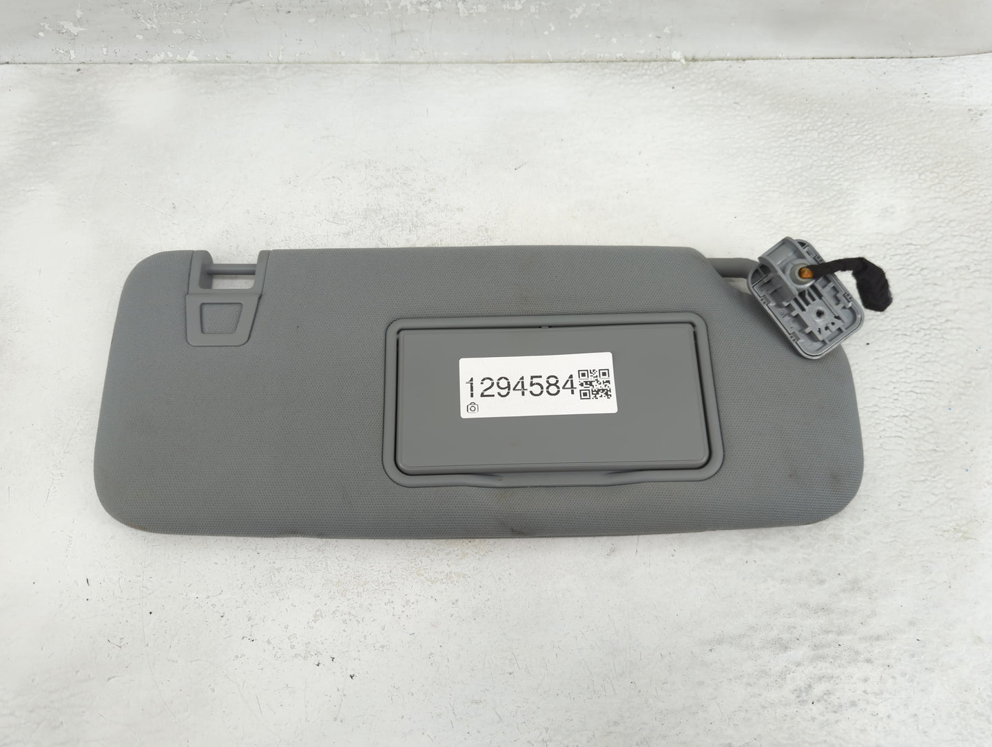 2023 Ford Ranger Sun Visor Shade Replacement Passenger Right Mirror Fits OEM Used Auto Parts - Oemusedautoparts1.com
