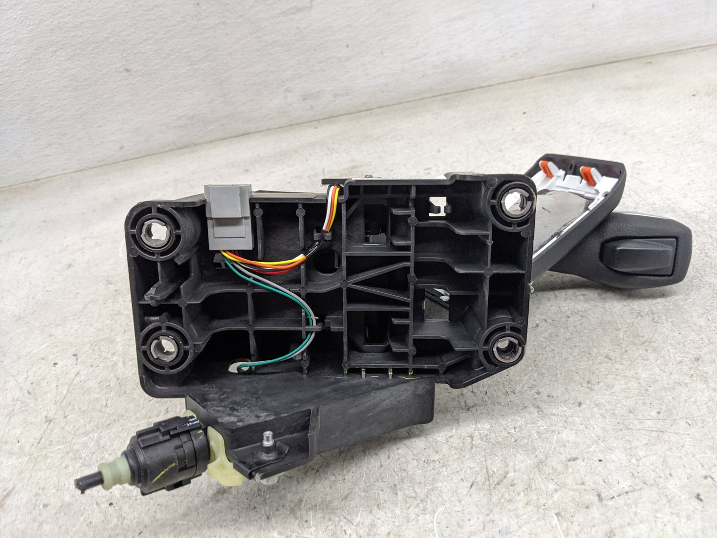 2023 Ford Transit 150 Floor Console Assembly Shifter Black - Oemusedautoparts1.com