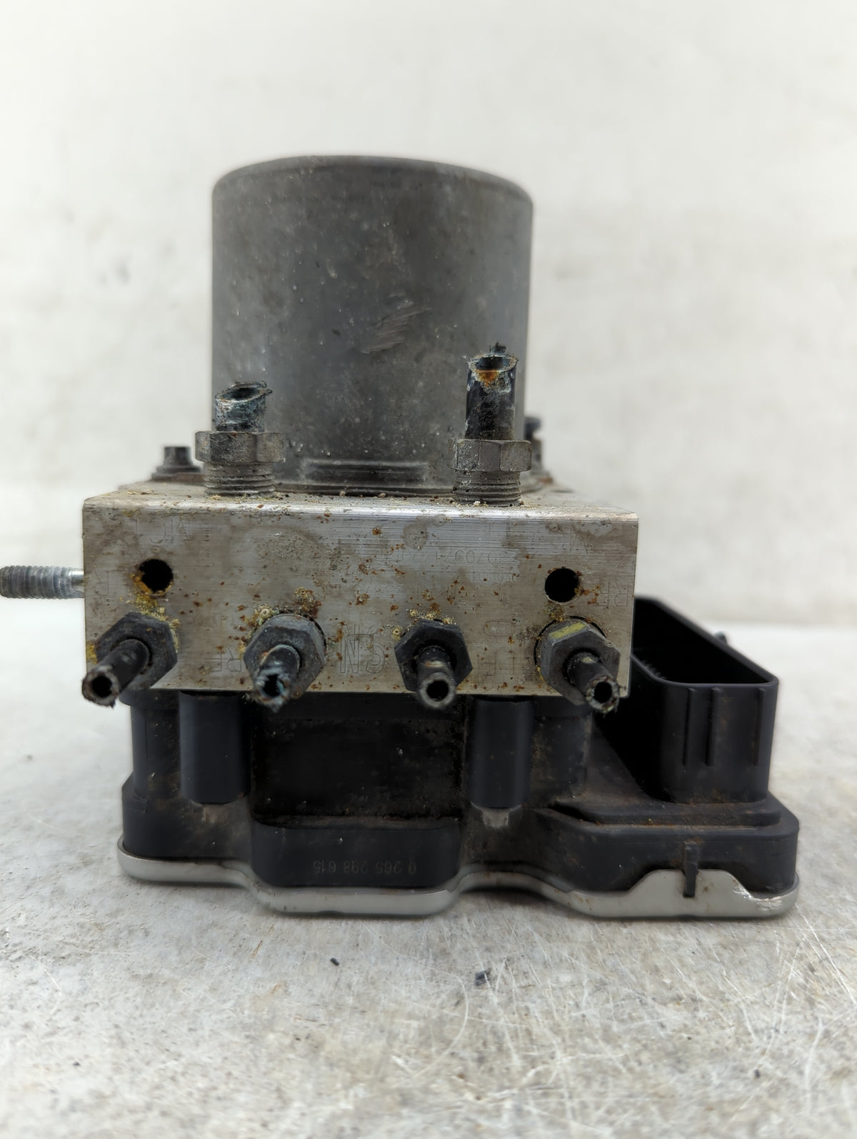 2023 Ford Transit 250 Anti-Lock Brake ABS Pump Module Actuator OEM P/N:0265957123 0720668, 0103504 Fits OEM Used Auto Parts 
