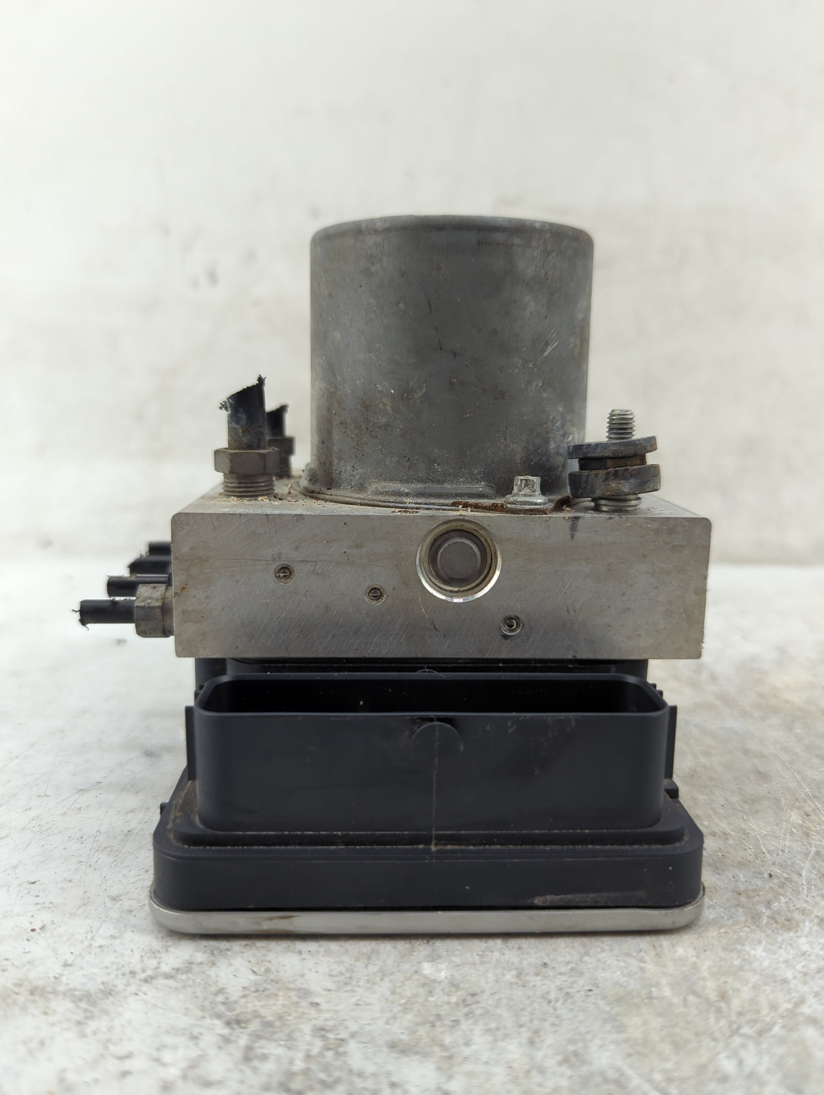 2023 Ford Transit 250 Anti-Lock Brake ABS Pump Module Actuator OEM P/N:0265957123 0720668, 0103504 Fits OEM Used Auto Parts 