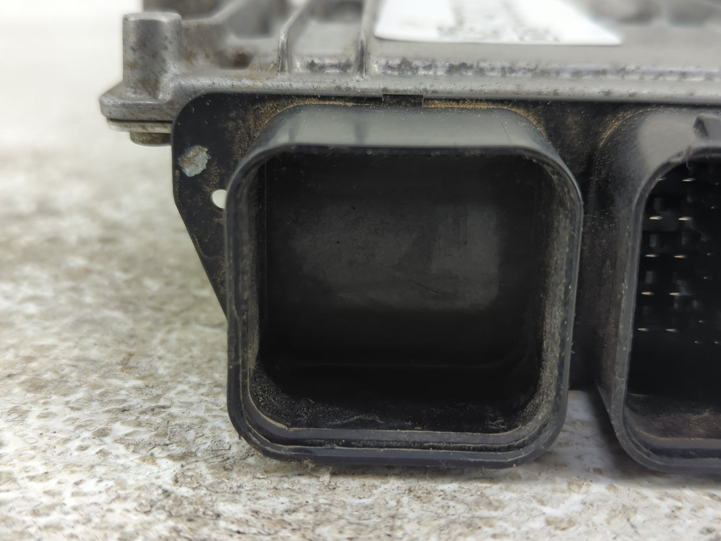 2023 Genesis G70 Transmission Control Module Tcu Tcm 95441-47045 - Oemusedautoparts1.com