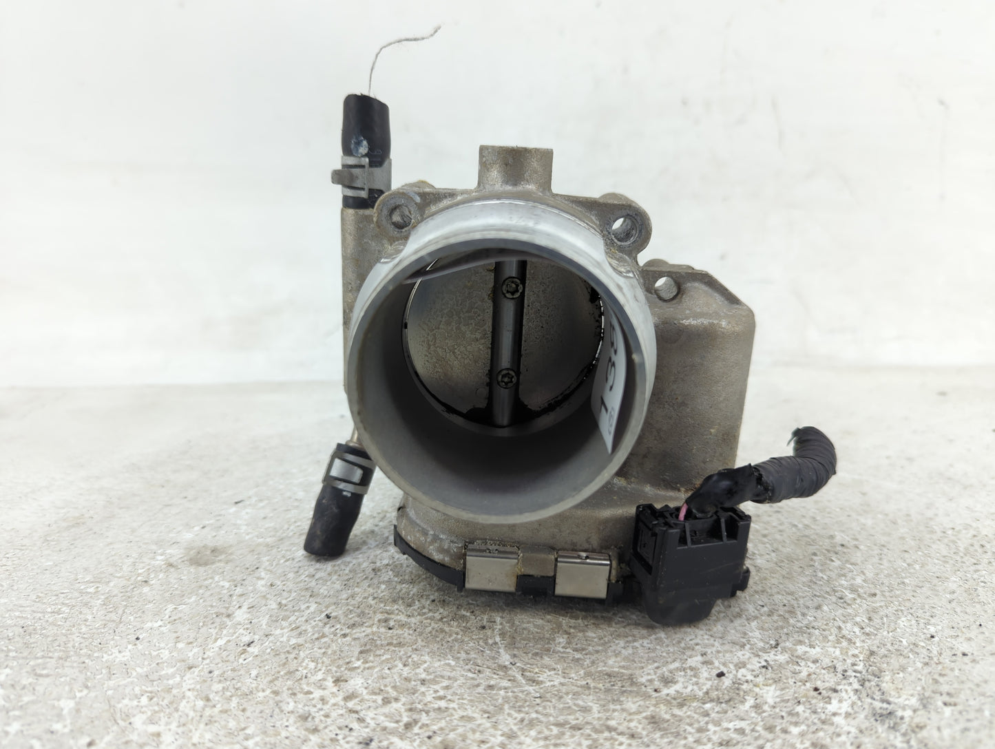 2023 Genesis G70 Throttle Body P/N:35100-2C900 Fits OEM Used Auto Parts - Oemusedautoparts1.com