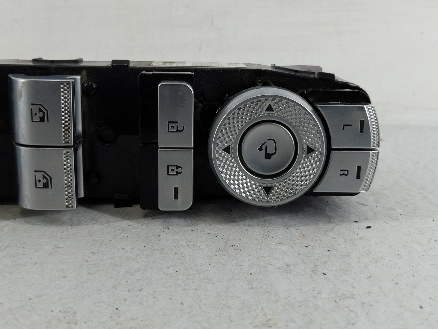 2021-2022 Genesis G80 Master Power Window Switch Replacement Driver Side Left P/N:93571-T1000 Fits Fits 2021 2022 OEM Used A