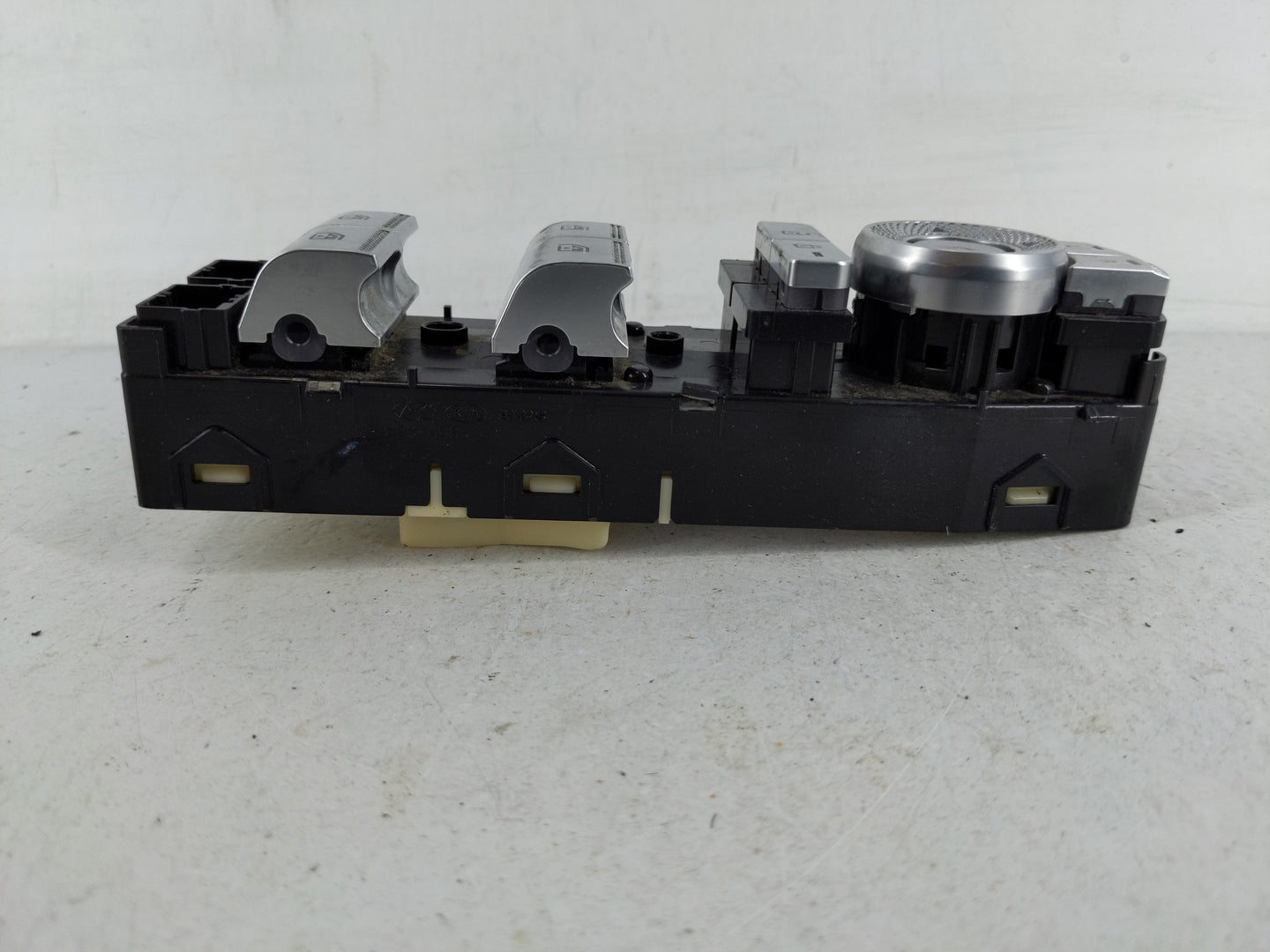 2021-2022 Genesis G80 Master Power Window Switch Replacement Driver Side Left P/N:93571-T1000 Fits Fits 2021 2022 OEM Used A
