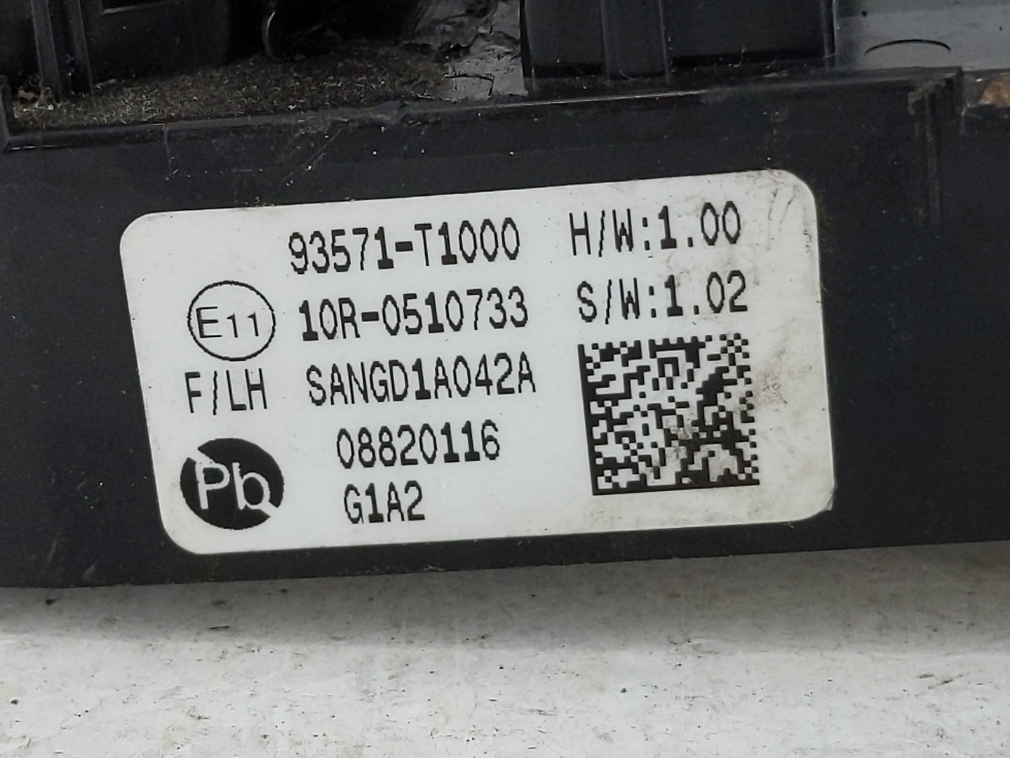 2021-2022 Genesis G80 Master Power Window Switch Replacement Driver Side Left P/N:93571-T1000 Fits Fits 2021 2022 OEM Used A