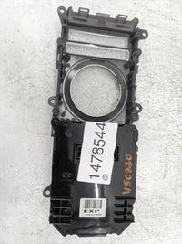 2023 Genesis G80 Floor Console Assembly Shifter Silver - Oemusedautoparts1.com