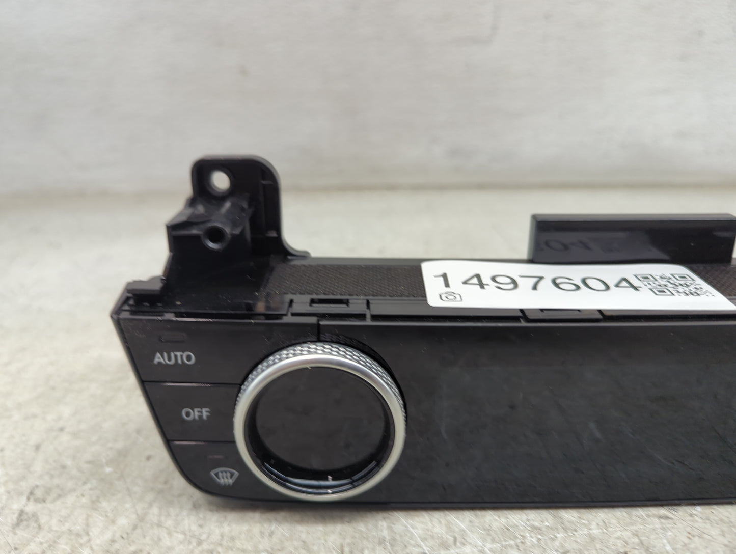 2021-2022 Genesis G80 Climate Control Module Temperature AC/Heater Replacement P/N:97250-T1030 Fits Fits 2021 2022 OEM Used 