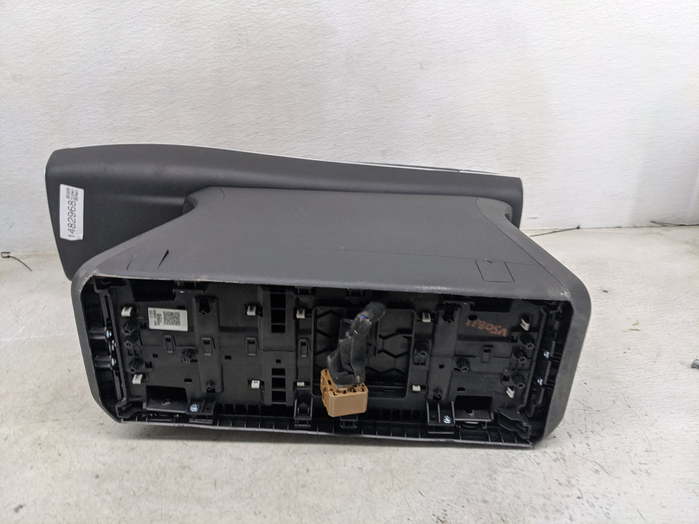 2023 Genesis Gv60 Overhead Roof Console Interior Dome Light Black - Oemusedautoparts1.com