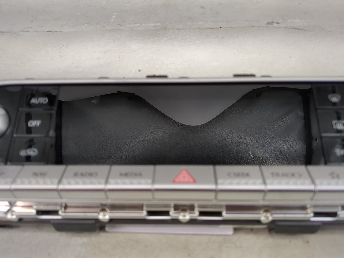 2023 Genesis Gv60 Climate Control Module Temperature AC/Heater Replacement P/N:97250-CU000 EC200-JWEAA, T230126WK11A0000030 
