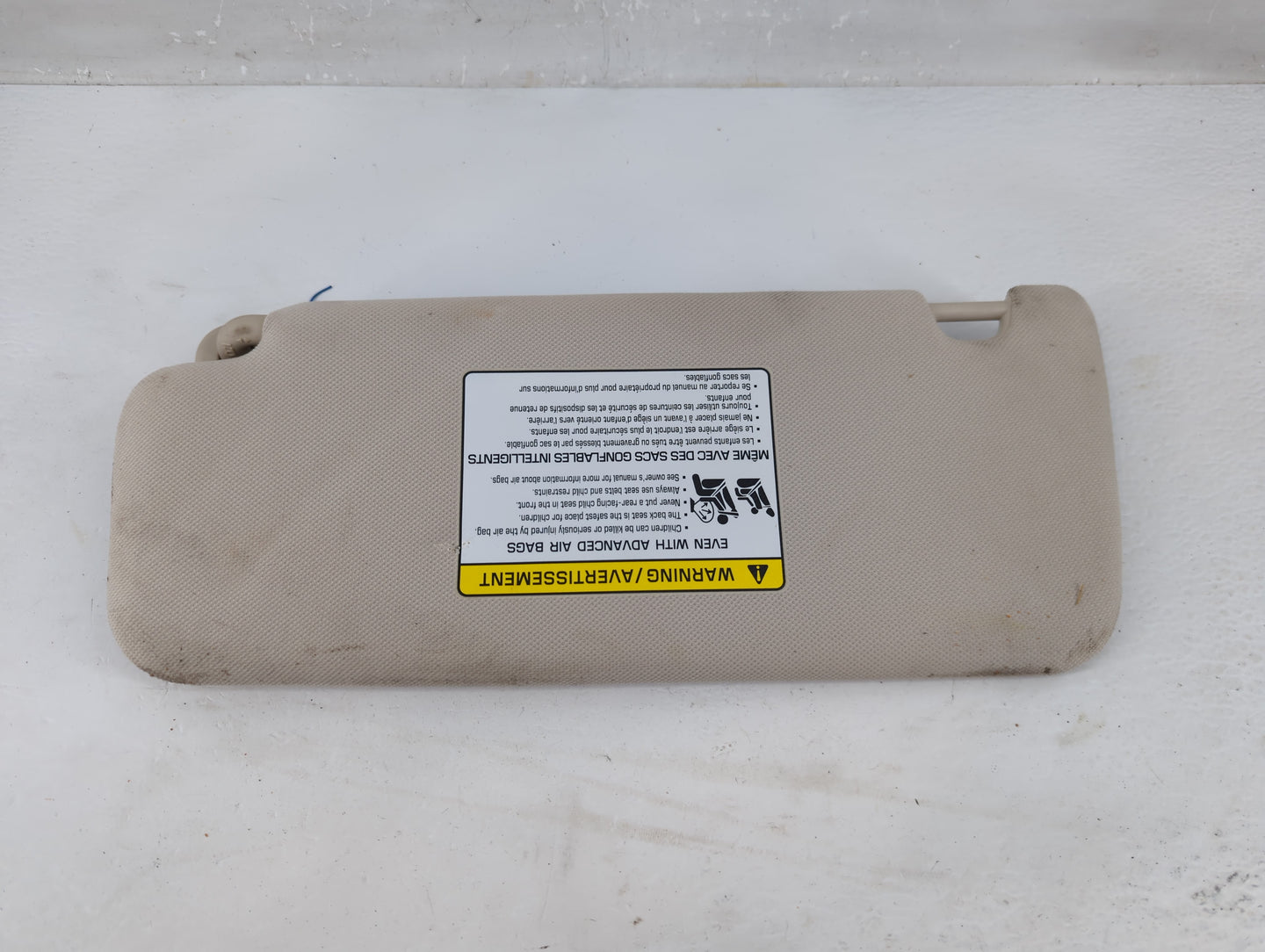 2023 Genesis Gv70 Sun Visor Shade Replacement Driver Left Mirror Fits OEM Used Auto Parts - Oemusedautoparts1.com