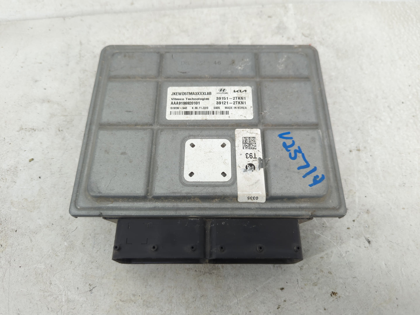 2023 Genesis Gv70 PCM Engine Control Computer ECU ECM PCU OEM P/N:39121-2TKN1 39151-2TKN1 Fits OEM Used Auto Parts - Oemused