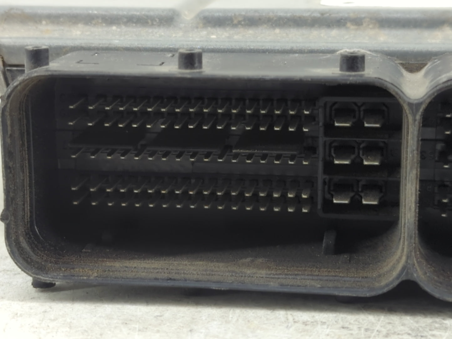 2023 Genesis Gv70 PCM Engine Control Computer ECU ECM PCU OEM P/N:39121-2TKN1 39151-2TKN1 Fits OEM Used Auto Parts - Oemused