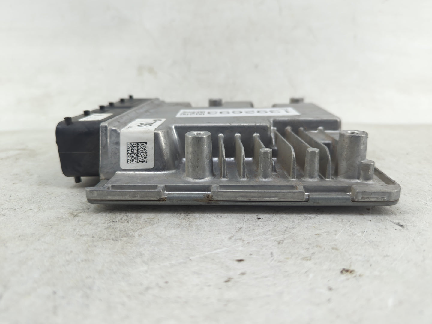 2023 Genesis Gv70 PCM Engine Control Computer ECU ECM PCU OEM P/N:39121-2TKN1 39151-2TKN1 Fits OEM Used Auto Parts - Oemused