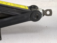 2023 Genesis Gv70 Spare Scissor Car Jack - Oemusedautoparts1.com
