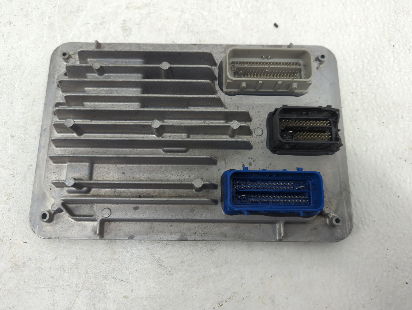 2023 Gmc Acadia Engine Control Computer Ecu Pcm Ecm Pcu Oem - Oemusedautoparts1.com
