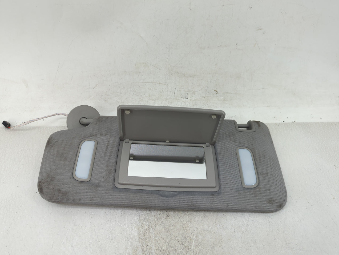 2020-2022 Gmc Acadia Sun Visor Shade Replacement Passenger Right Mirror Fits Fits 2020 2021 2022 OEM Used Auto Parts - Oemus