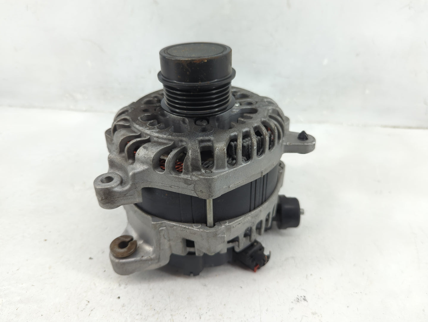 2023 Gmc Acadia Alternator Replacement Generator Charging Assembly Engine OEM P/N:13552647 Fits OEM Used Auto Parts - Oemuse