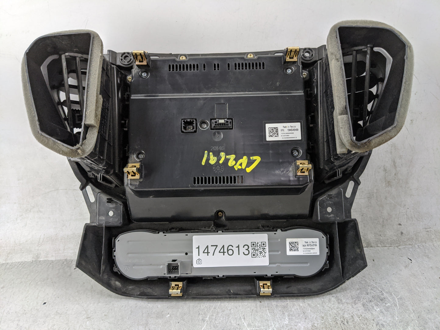 2017-2022 Gmc Acadia Climate Control Module Temperature AC/Heater Replacement P/N:84246526 7370200000000X Fits OEM Used Auto