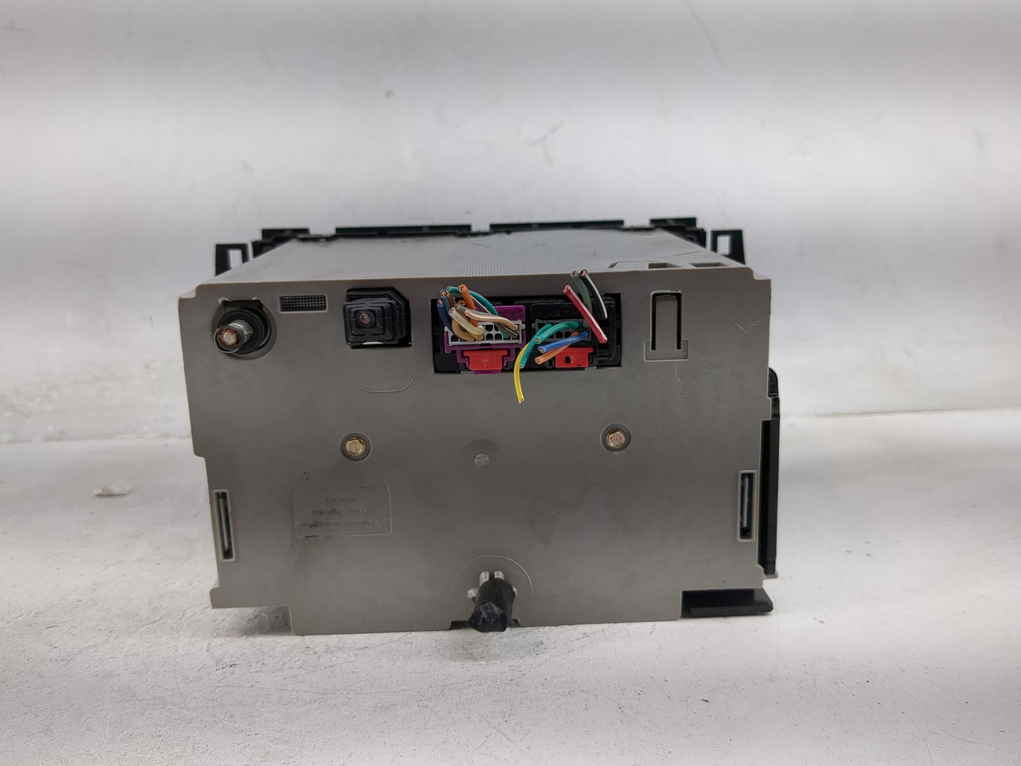 2015-2019 Gmc Savana 2500 Radio AM FM Cd Player Receiver Replacement P/N:85586029 Fits Fits 2015 2016 2017 2018 2019 2020 20