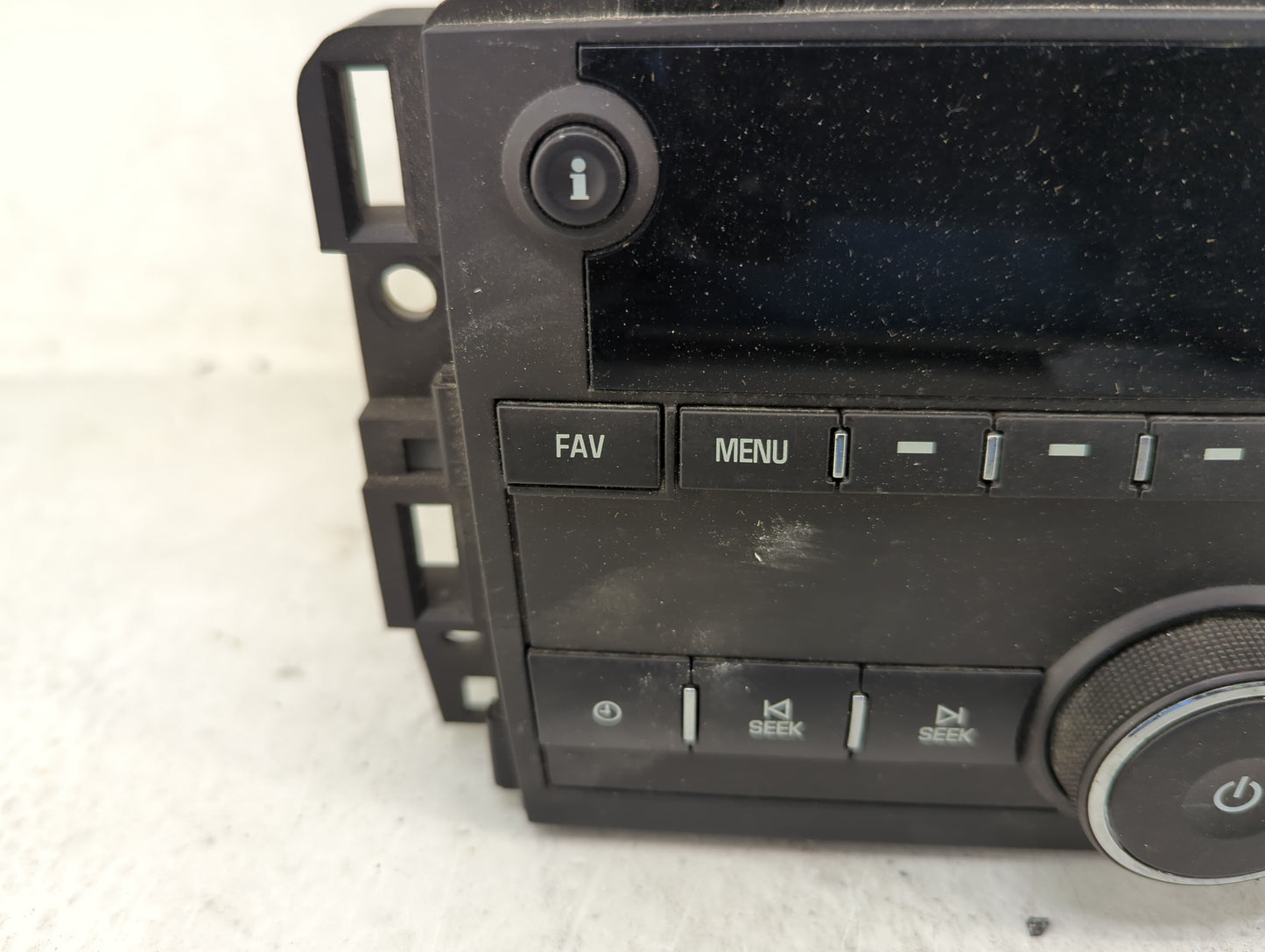 2015-2019 Gmc Savana 2500 Radio AM FM Cd Player Receiver Replacement P/N:85586031 28773174 Fits OEM Used Auto Parts - Oemuse