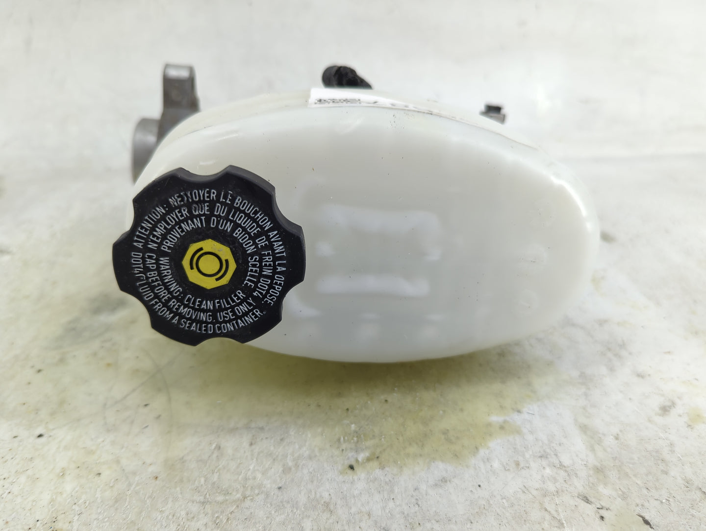 2019-2019 Gmc Savana 2500 Brake Master Cylinder - Oemusedautoparts1.com