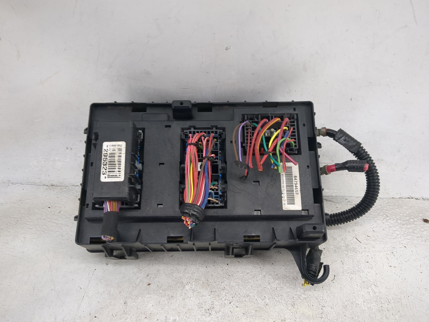 2023 Gmc Savana 2500 Fusebox Fuse Box Panel Relay Module P/N:85536666 85114017, 13500114 Fits OEM Used Auto Parts - Oemuseda